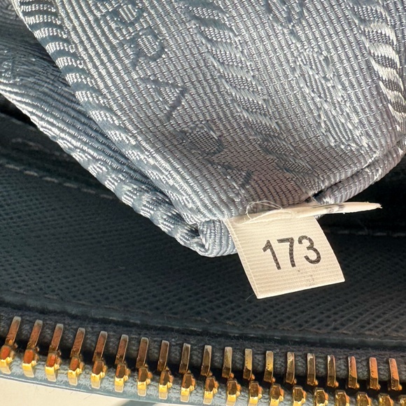 Auth Prada Double Zip Light Blue Saffiano Leather Lux Galleria Tote Bag Preloved - Picture 16 of 16